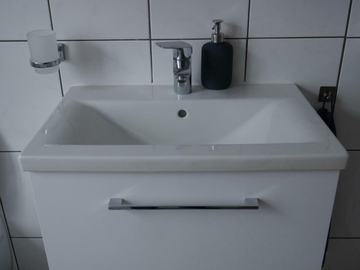 Apartament Alte Schmiede Sagard Zewnętrze zdjęcie